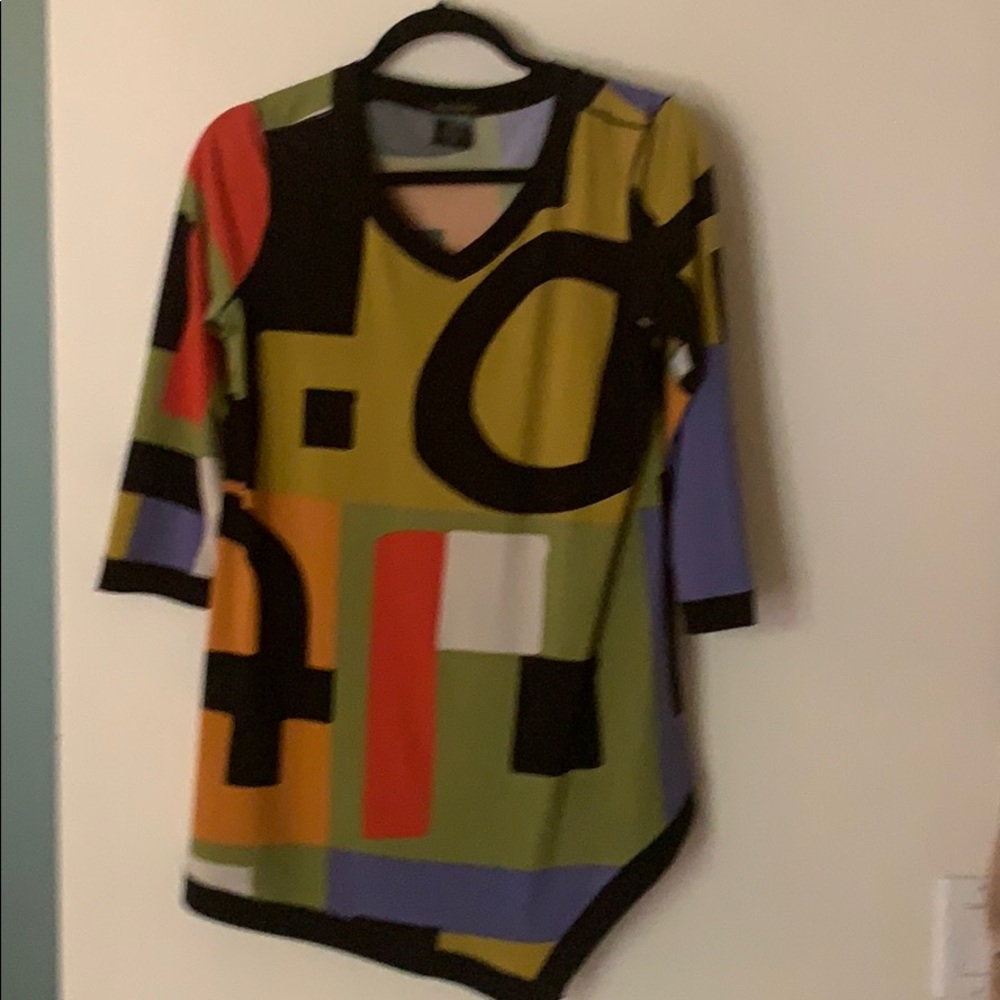 Multicolor polyester/spandex tunic